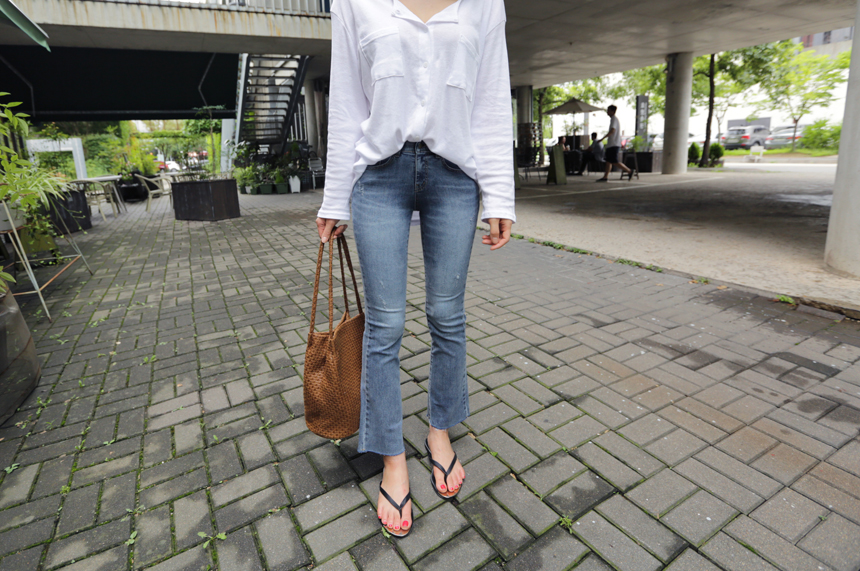 Women Jeans Pants Ash Blue Boots Cut Span Jeans Co